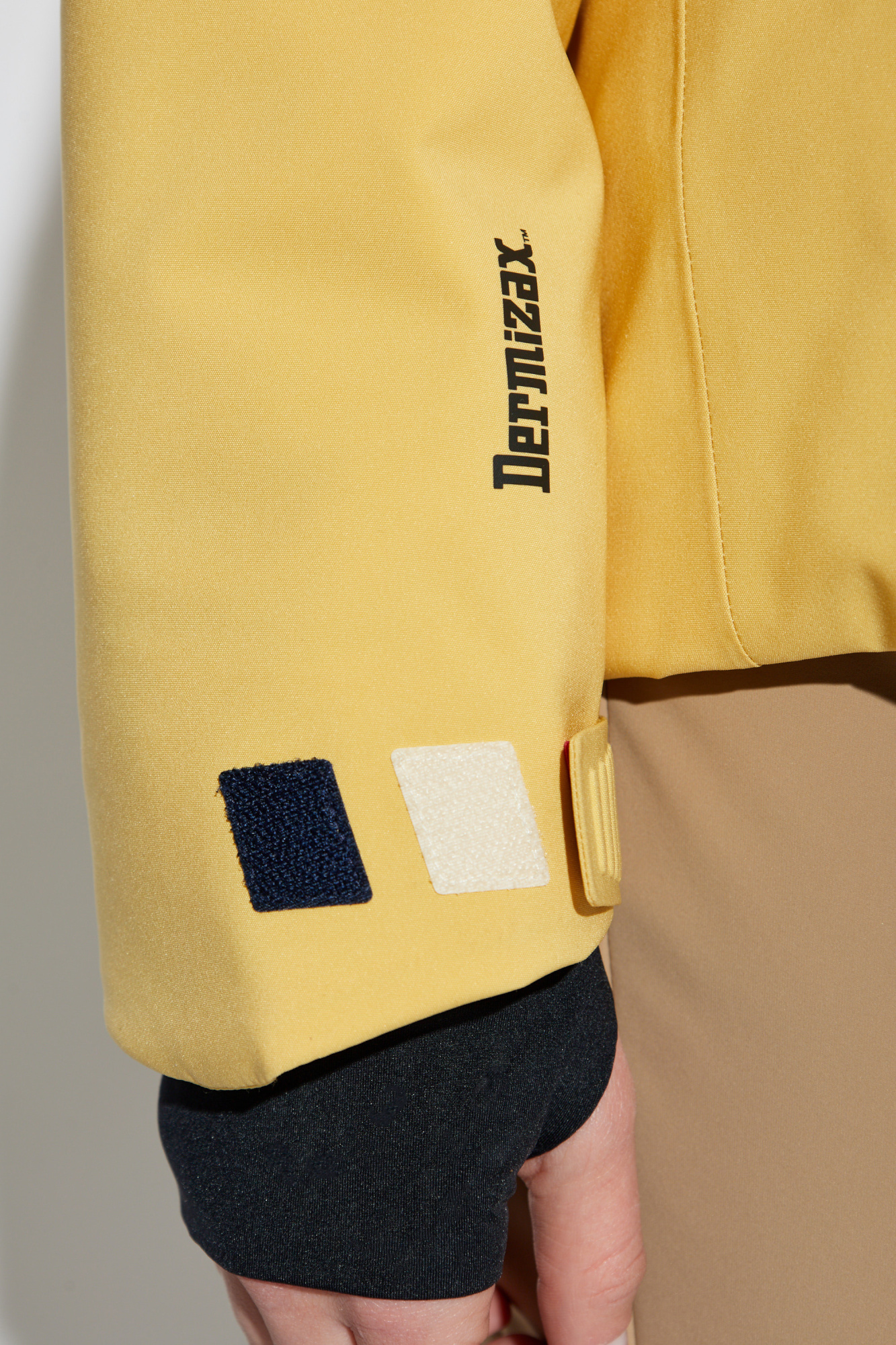 MONCLER フード付きイエロースウェット Moncler Grenoble MONCLER GRENOBLE HIGH PERFORMANCE | Women's